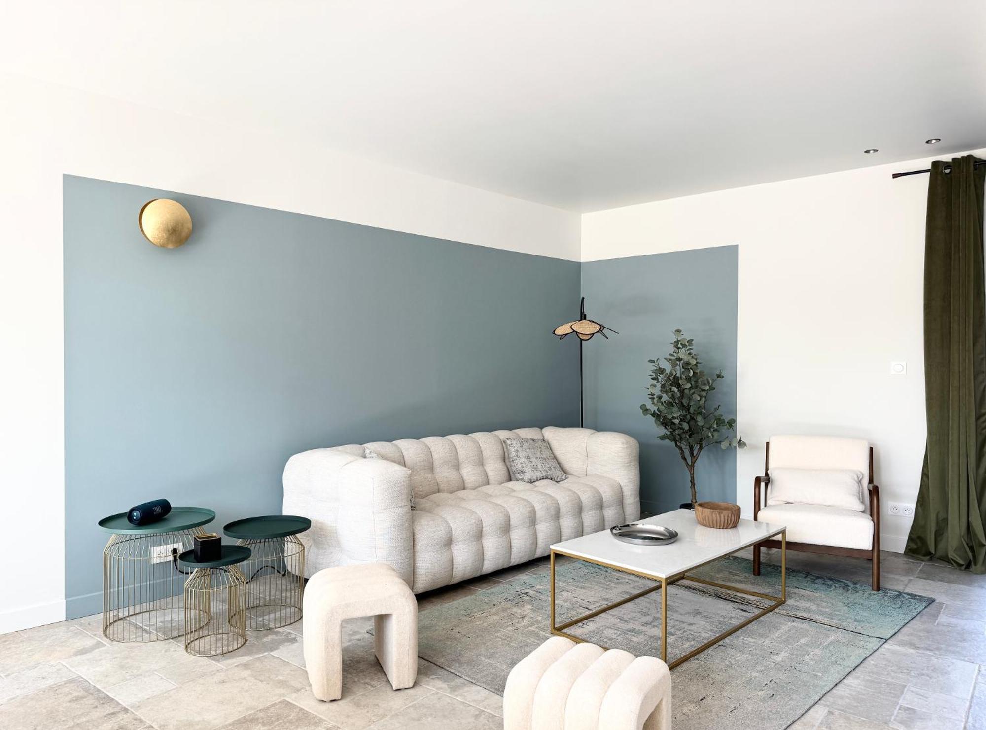 Superbe Maison Renovee En Plein Coeur De Sainte Marine *